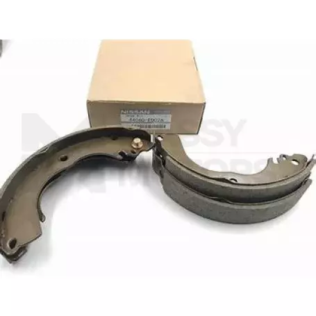 GENUINE NISSAN BRAKE SHOES # 44060-ED026